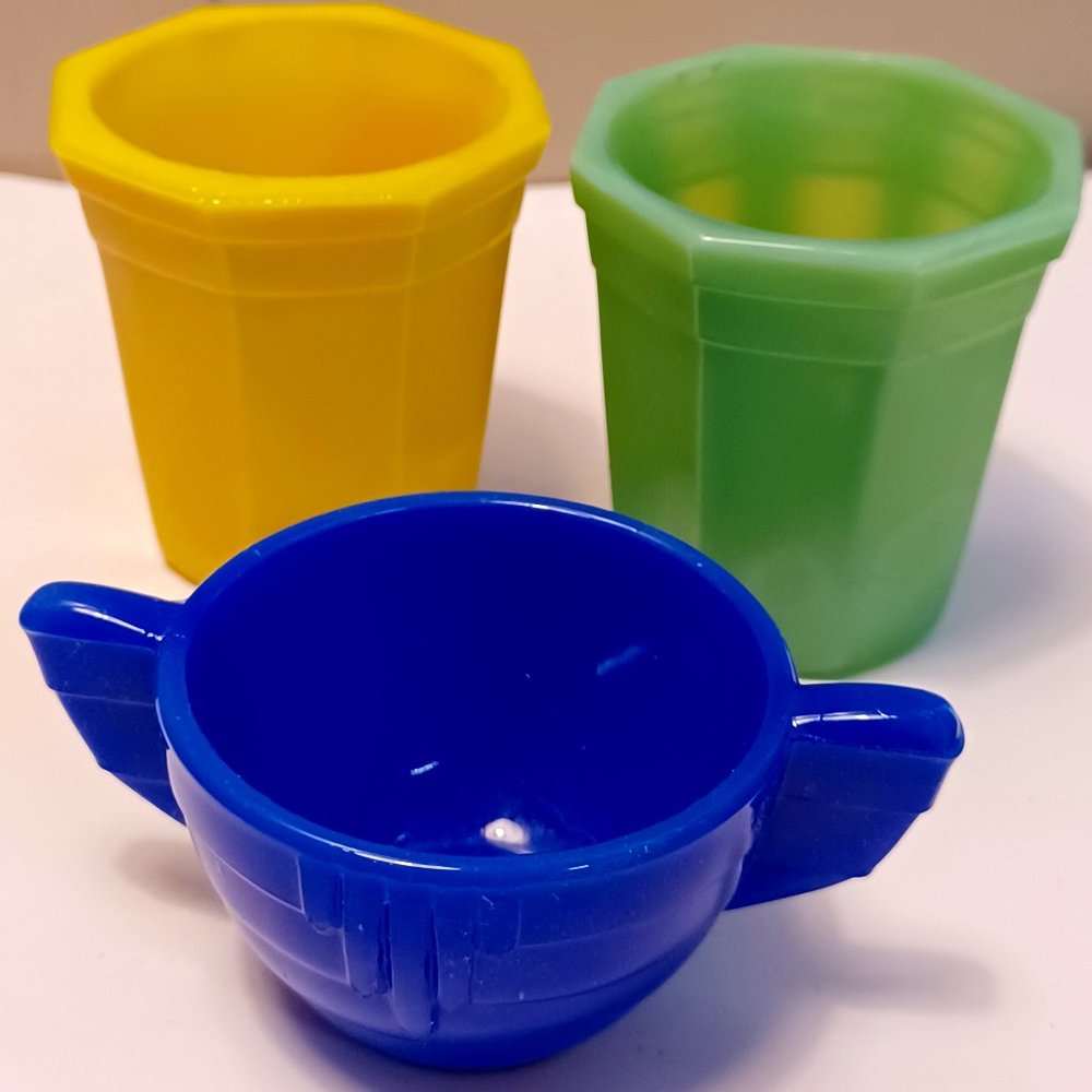 Antique Deco Akron Agate Children's Glass Tea Set Parts